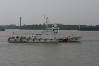 同方江新建造的60米级海事巡逻船“海巡0735”号交付入列